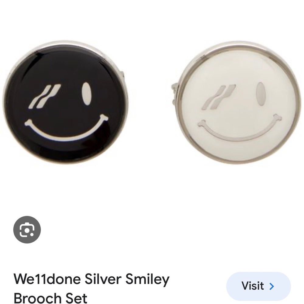 WE11DONE silver smiley brooch set